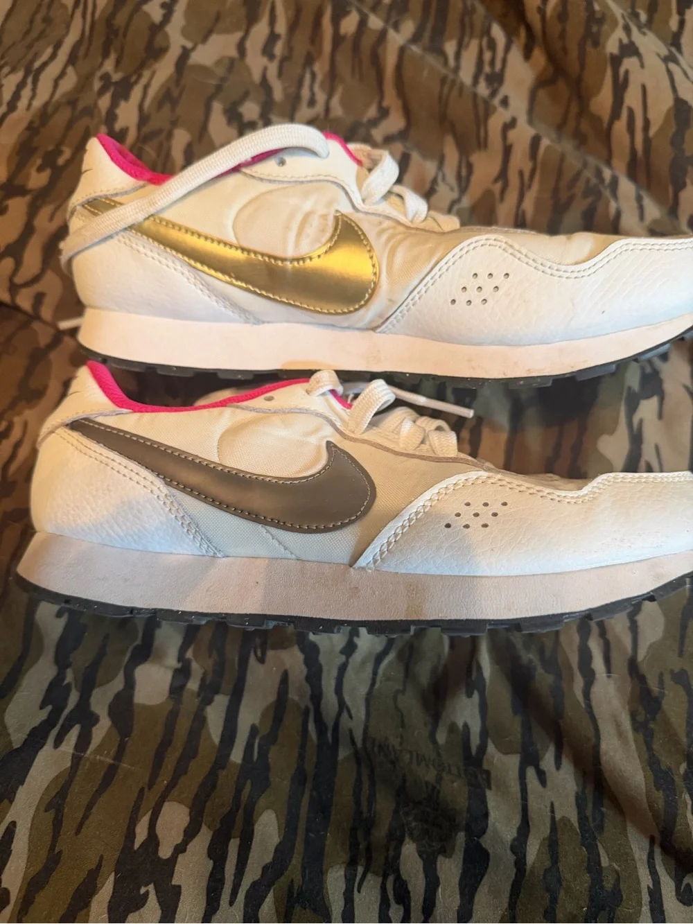 Nike Girls' Hot Pink Mesh Sneaker